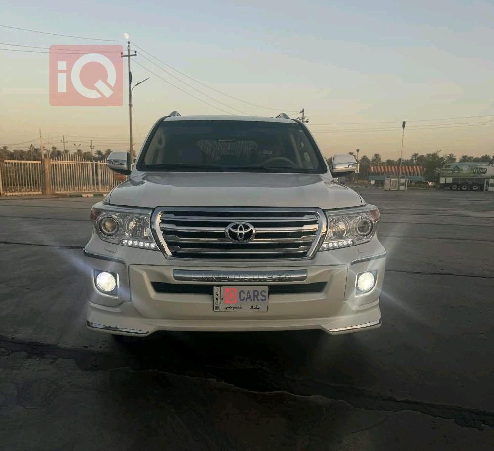 تويوتا لاندكروزر